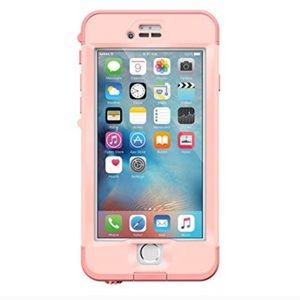 iPhone 6/6s/7/7s PLUS Lifeproof Case (Light Pink)